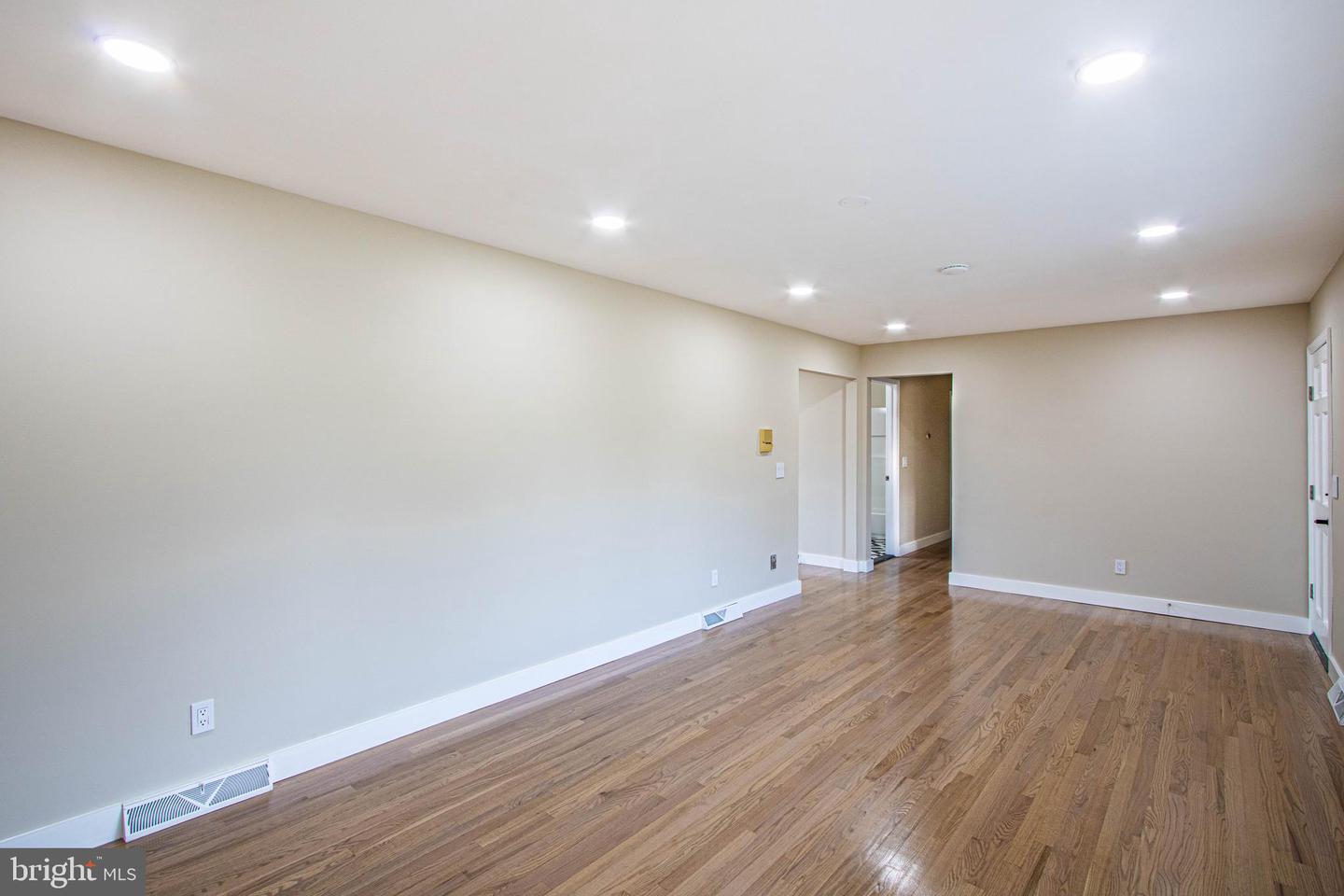 877 TRUSLOW RD, FREDERICKSBURG, Virginia 22406, 4 Bedrooms Bedrooms, ,3 BathroomsBathrooms,Residential,For sale,877 TRUSLOW RD,VAST2043180 MLS # VAST2043180