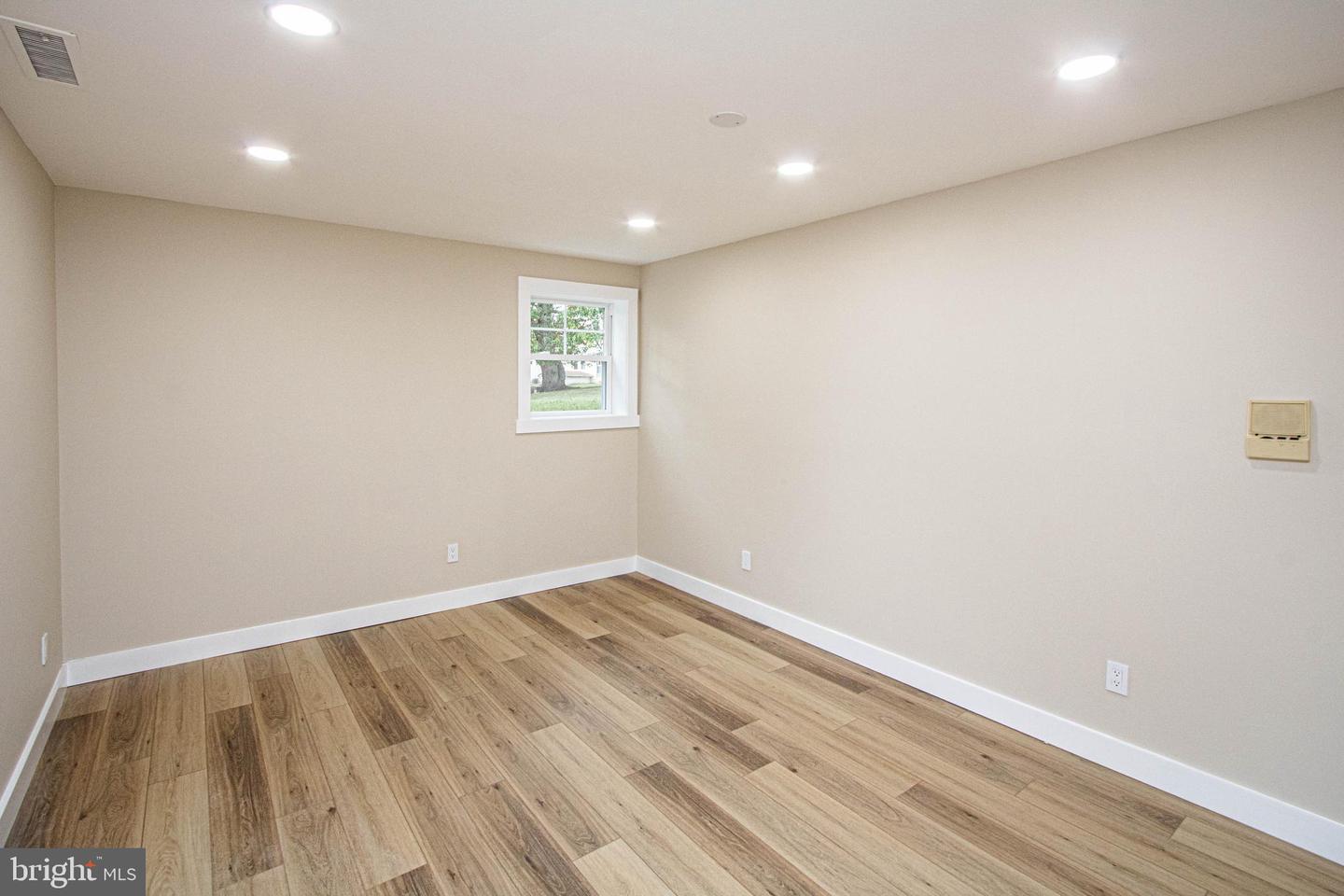 877 TRUSLOW RD, FREDERICKSBURG, Virginia 22406, 4 Bedrooms Bedrooms, ,3 BathroomsBathrooms,Residential,For sale,877 TRUSLOW RD,VAST2043180 MLS # VAST2043180