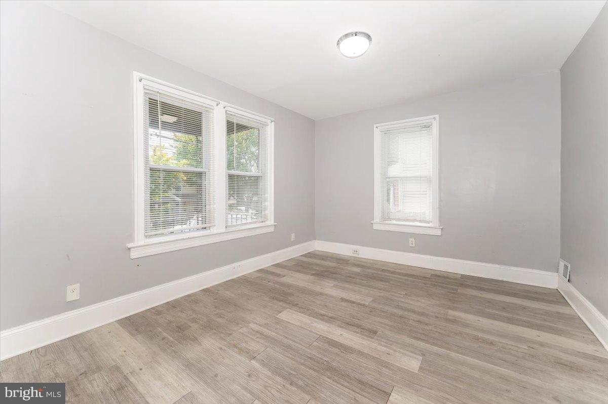 4644 HAYES ST NE, WASHINGTON, District Of Columbia 20019, 4 Bedrooms Bedrooms, 6 Rooms Rooms,2 BathroomsBathrooms,Residential,For sale,4644 HAYES ST NE,DCDC2225056 MLS # DCDC2225056