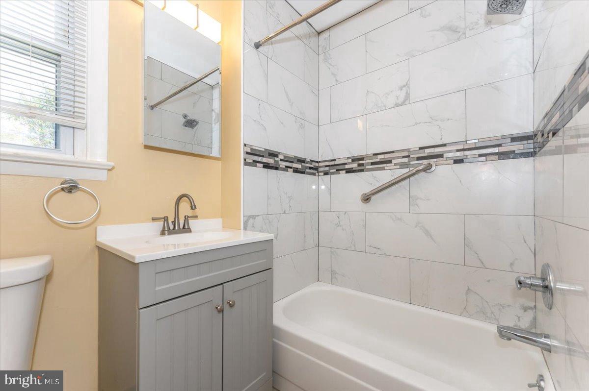 4644 HAYES ST NE, WASHINGTON, District Of Columbia 20019, 4 Bedrooms Bedrooms, 6 Rooms Rooms,2 BathroomsBathrooms,Residential,For sale,4644 HAYES ST NE,DCDC2225056 MLS # DCDC2225056