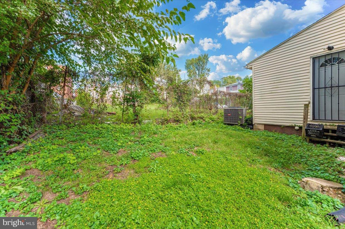 4644 HAYES ST NE, WASHINGTON, District Of Columbia 20019, 4 Bedrooms Bedrooms, 6 Rooms Rooms,2 BathroomsBathrooms,Residential,For sale,4644 HAYES ST NE,DCDC2225056 MLS # DCDC2225056