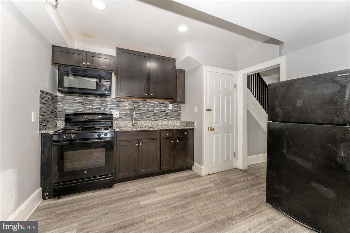 4644 HAYES ST NE, WASHINGTON, District Of Columbia 20019, 4 Bedrooms Bedrooms, 6 Rooms Rooms,2 BathroomsBathrooms,Residential,For sale,4644 HAYES ST NE,DCDC2225056 MLS # DCDC2225056