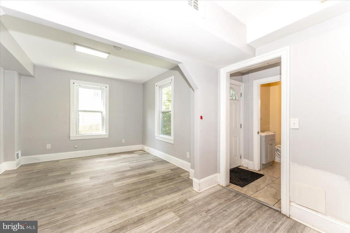 4644 HAYES ST NE, WASHINGTON, District Of Columbia 20019, 4 Bedrooms Bedrooms, 6 Rooms Rooms,2 BathroomsBathrooms,Residential,For sale,4644 HAYES ST NE,DCDC2225056 MLS # DCDC2225056