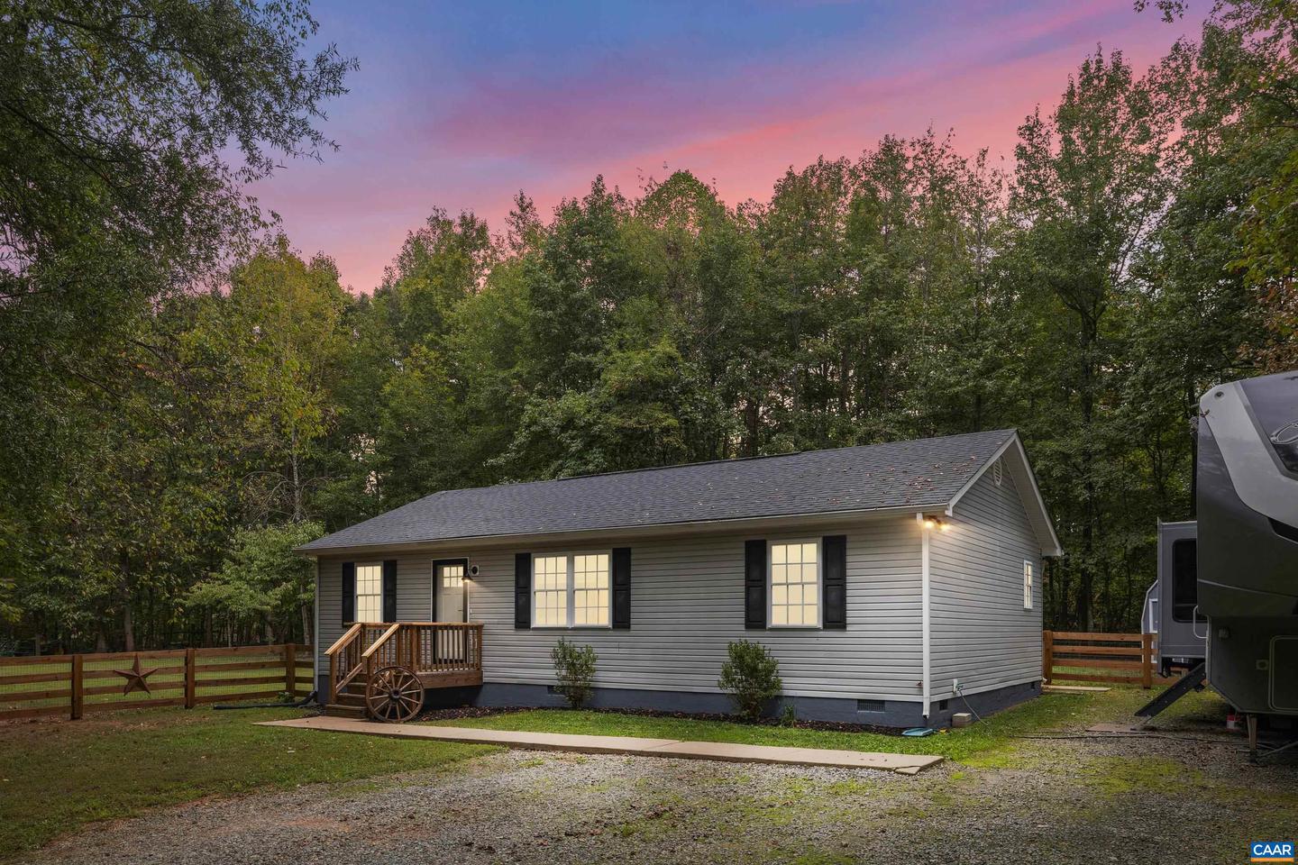 5904 BYRD MILL RD, LOUISA, Virginia 23093, 3 Bedrooms Bedrooms, ,2 BathroomsBathrooms,Residential,For sale,5904 BYRD MILL RD,669566 MLS # 669566