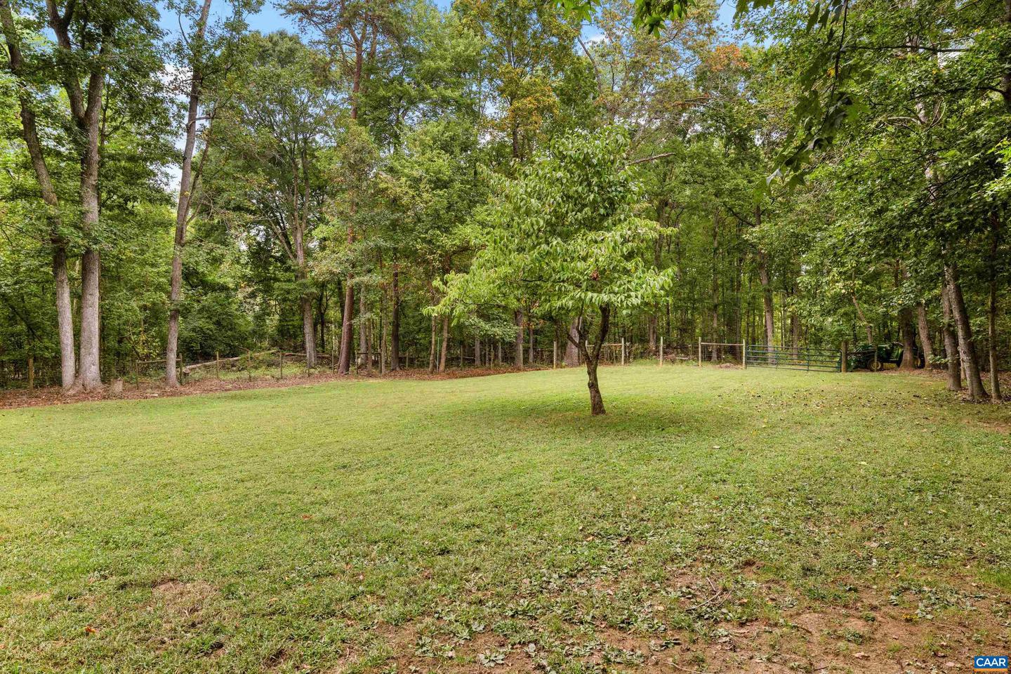 5904 BYRD MILL RD, LOUISA, Virginia 23093, 3 Bedrooms Bedrooms, ,2 BathroomsBathrooms,Residential,For sale,5904 BYRD MILL RD,669566 MLS # 669566