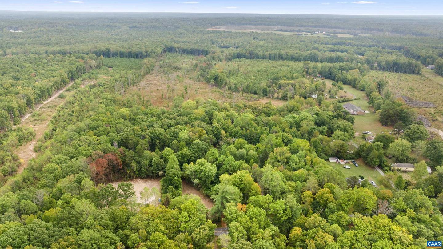 5904 BYRD MILL RD, LOUISA, Virginia 23093, 3 Bedrooms Bedrooms, ,2 BathroomsBathrooms,Residential,For sale,5904 BYRD MILL RD,669566 MLS # 669566
