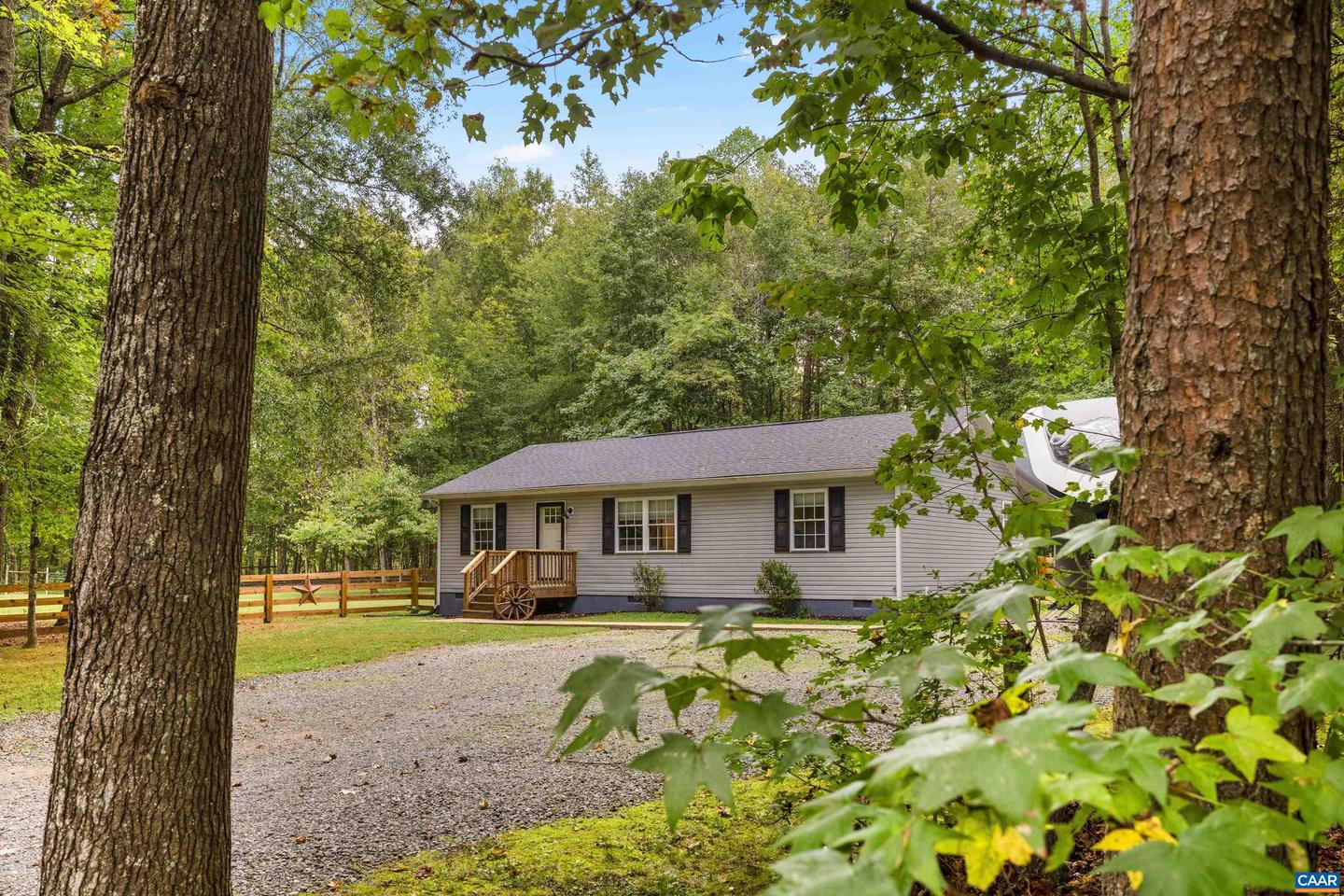 5904 BYRD MILL RD, LOUISA, Virginia 23093, 3 Bedrooms Bedrooms, ,2 BathroomsBathrooms,Residential,For sale,5904 BYRD MILL RD,669566 MLS # 669566