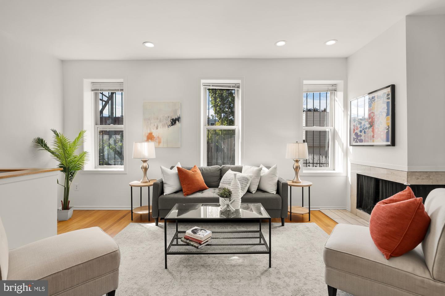 1341 E CAPITOL ST SE #107, WASHINGTON, District Of Columbia 20003, 2 Bedrooms Bedrooms, ,1 BathroomBathrooms,Residential,For sale,1341 E CAPITOL ST SE #107,DCDC2225088 MLS # DCDC2225088