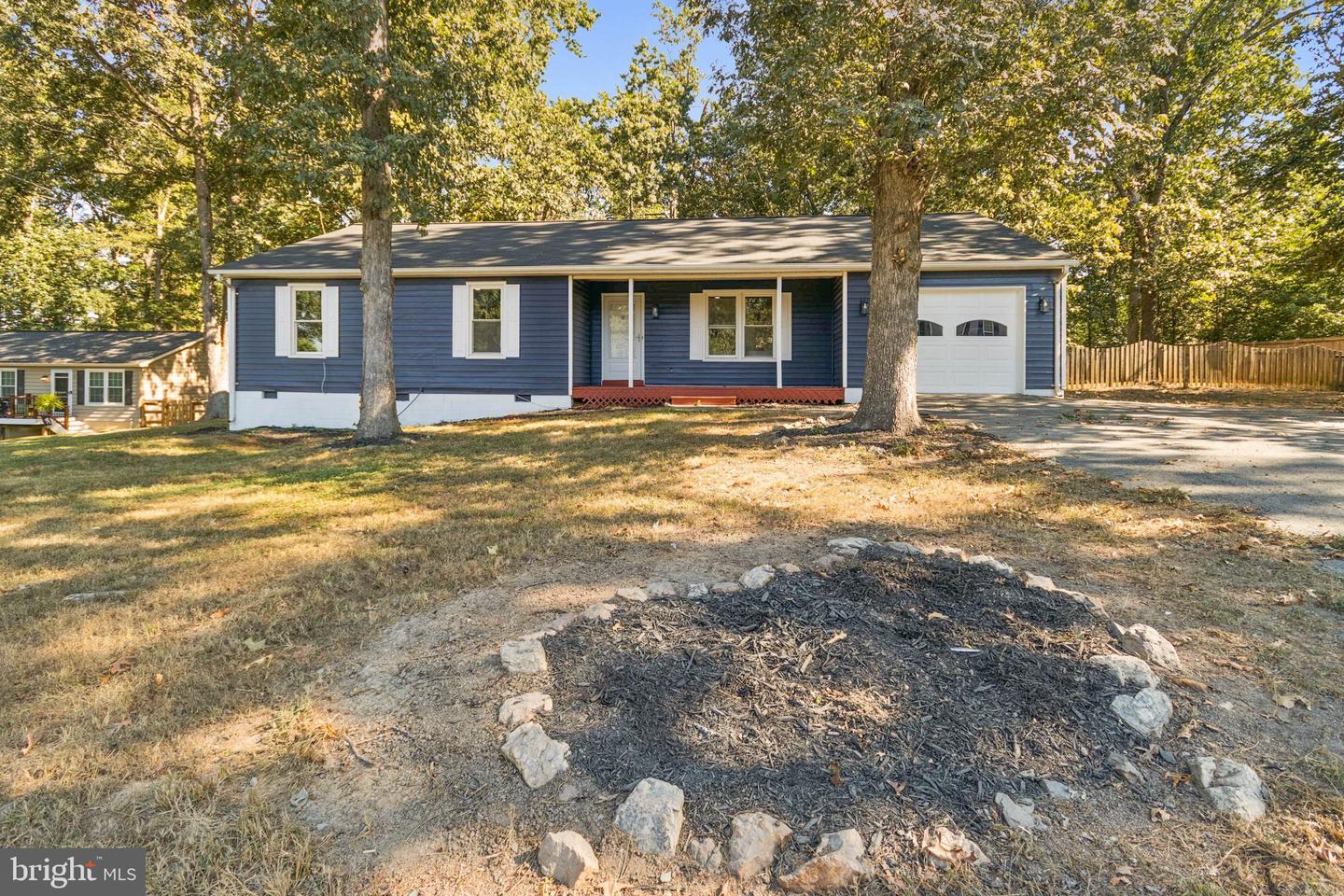 39 HIDDEN LAKE DR, STAFFORD, Virginia 22556, 4 Bedrooms Bedrooms, ,2 BathroomsBathrooms,Residential,For sale,39 HIDDEN LAKE DR,VAST2043198 MLS # VAST2043198
