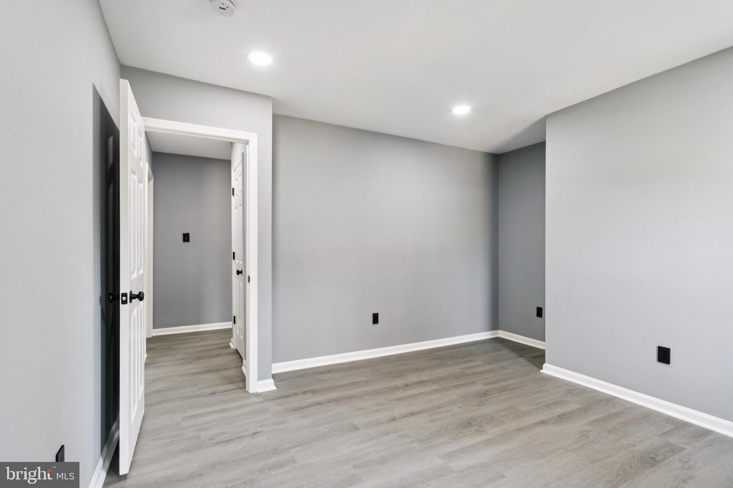 39 HIDDEN LAKE DR, STAFFORD, Virginia 22556, 4 Bedrooms Bedrooms, ,2 BathroomsBathrooms,Residential,For sale,39 HIDDEN LAKE DR,VAST2043198 MLS # VAST2043198
