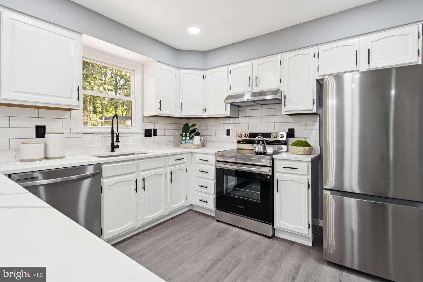 39 HIDDEN LAKE DR, STAFFORD, Virginia 22556, 4 Bedrooms Bedrooms, ,2 BathroomsBathrooms,Residential,For sale,39 HIDDEN LAKE DR,VAST2043198 MLS # VAST2043198