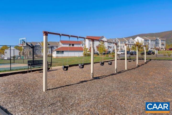 3011 RAMBLING BROOK LN, CROZET, Virginia 22932, 4 Bedrooms Bedrooms, ,3 BathroomsBathrooms,Residential,For sale,3011 RAMBLING BROOK LN,669572 MLS # 669572