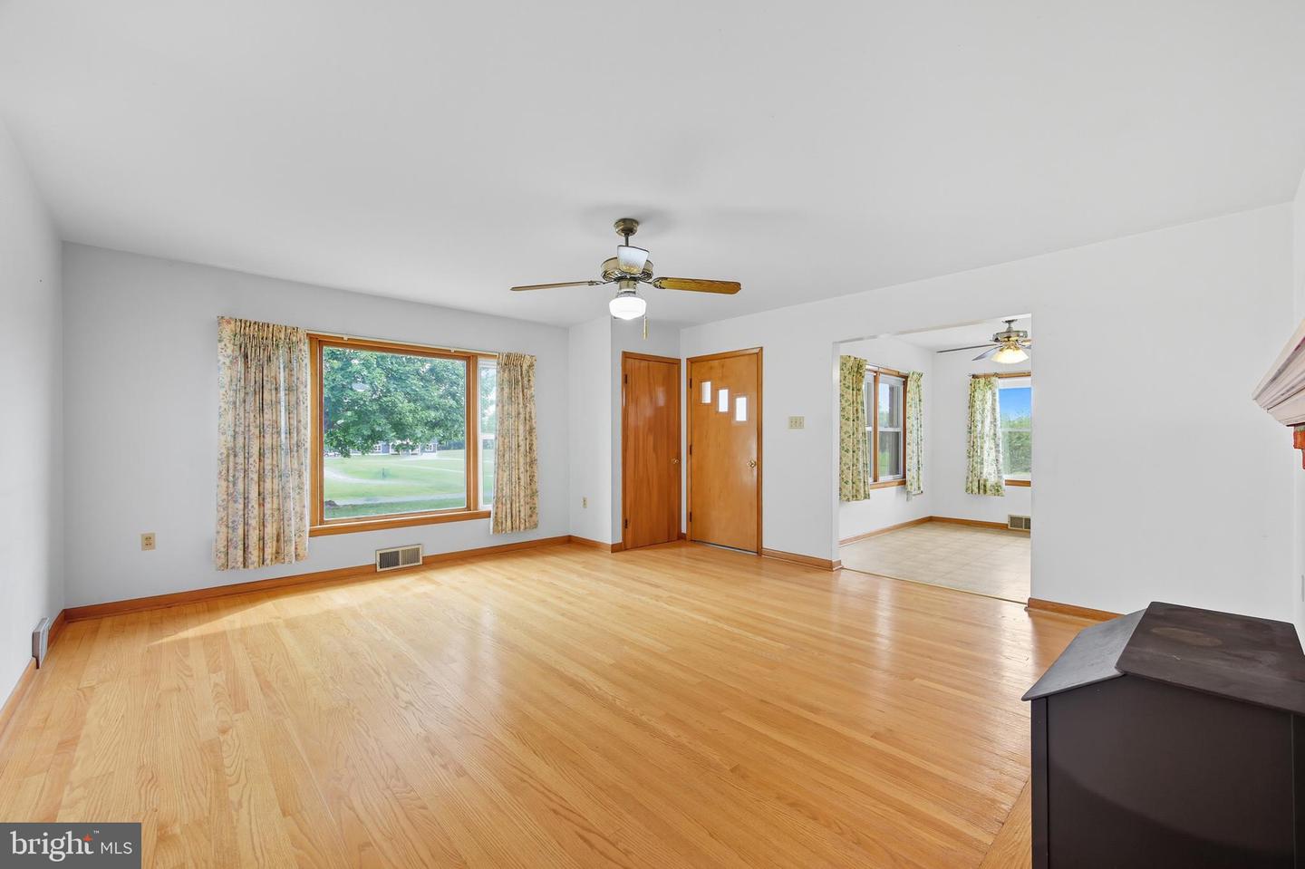 1982 BARBERSHOP RD, EDINBURG, Virginia 22824, 3 Bedrooms Bedrooms, ,1 BathroomBathrooms,Farm,For sale,1982 BARBERSHOP RD,VASH2012676 MLS # VASH2012676