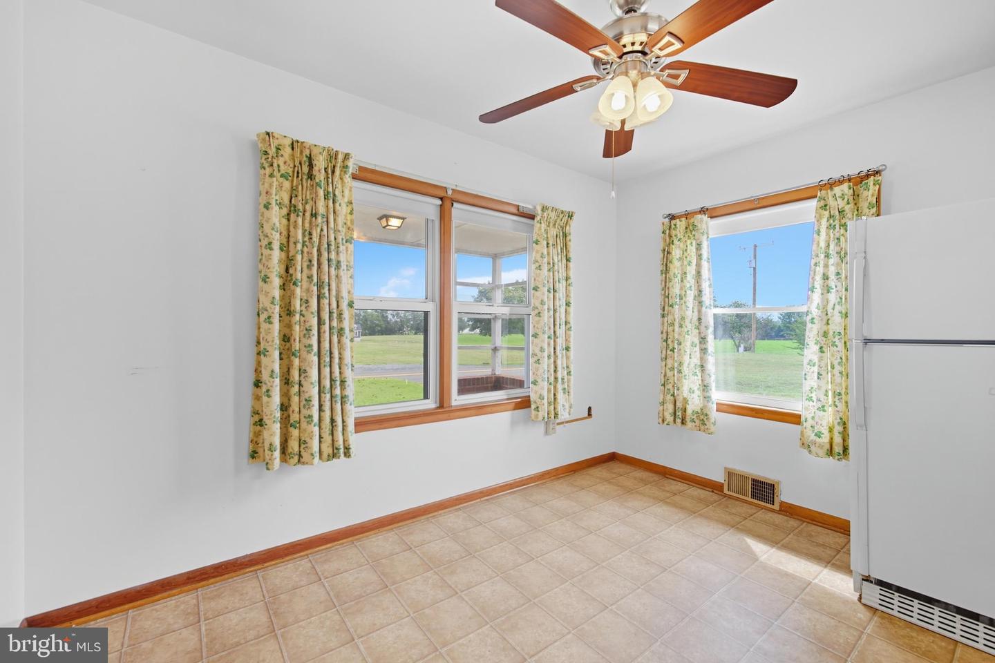 1982 BARBERSHOP RD, EDINBURG, Virginia 22824, 3 Bedrooms Bedrooms, ,1 BathroomBathrooms,Farm,For sale,1982 BARBERSHOP RD,VASH2012676 MLS # VASH2012676