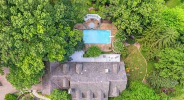 1110 HARVEY RD, MCLEAN, Virginia 22101, 6 Bedrooms Bedrooms, ,6 BathroomsBathrooms,Residential,For sale,1110 HARVEY RD,VAFX2219508 MLS # VAFX2219508