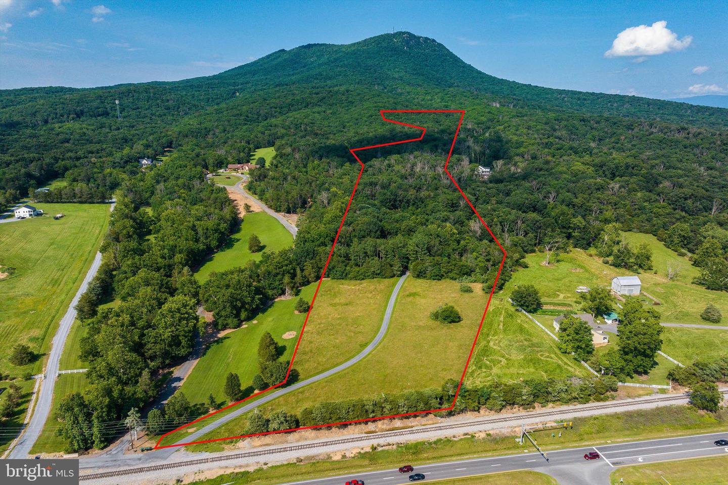 5983 LABS RUN LN, PENN LAIRD, Virginia 22846, 4 Bedrooms Bedrooms, ,3 BathroomsBathrooms,Residential,For sale,5983 LABS RUN LN,VARO2002248 MLS # VARO2002248