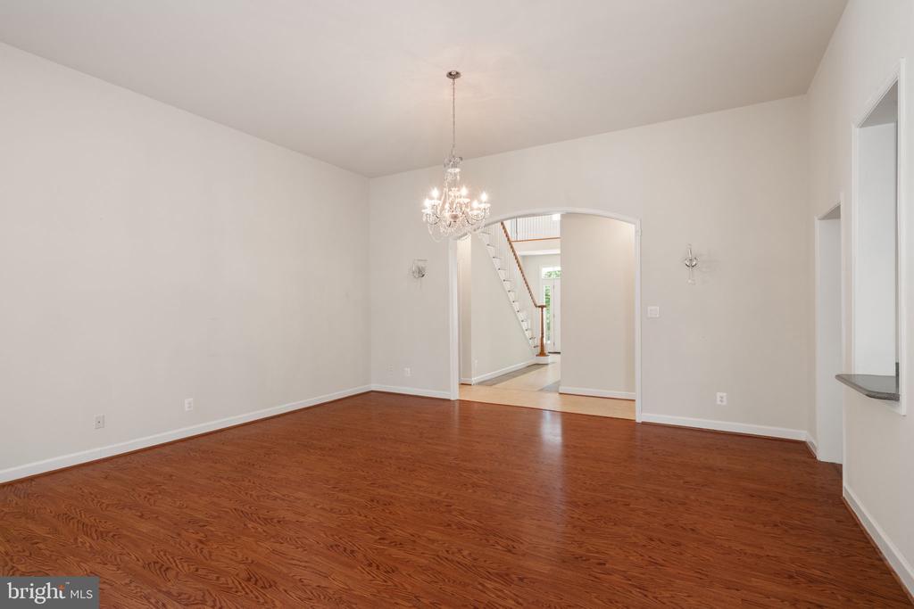 13031 DAHLIA LN, FREDERICKSBURG, Virginia 22407, 5 Bedrooms Bedrooms, ,4 BathroomsBathrooms,Residential,13031 DAHLIA LN,VASP2036604 MLS # VASP2036604