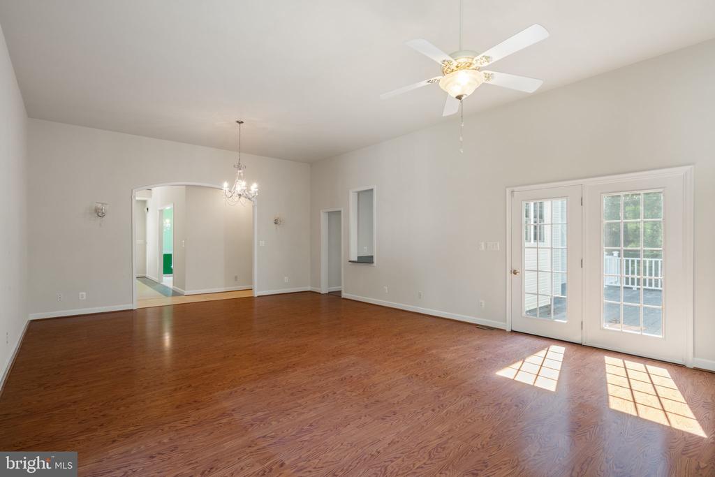13031 DAHLIA LN, FREDERICKSBURG, Virginia 22407, 5 Bedrooms Bedrooms, ,4 BathroomsBathrooms,Residential,13031 DAHLIA LN,VASP2036604 MLS # VASP2036604