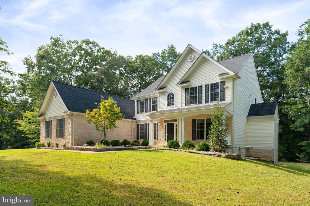 13031 DAHLIA LN, FREDERICKSBURG, Virginia 22407, 5 Bedrooms Bedrooms, ,4 BathroomsBathrooms,Residential,13031 DAHLIA LN,VASP2036604 MLS # VASP2036604