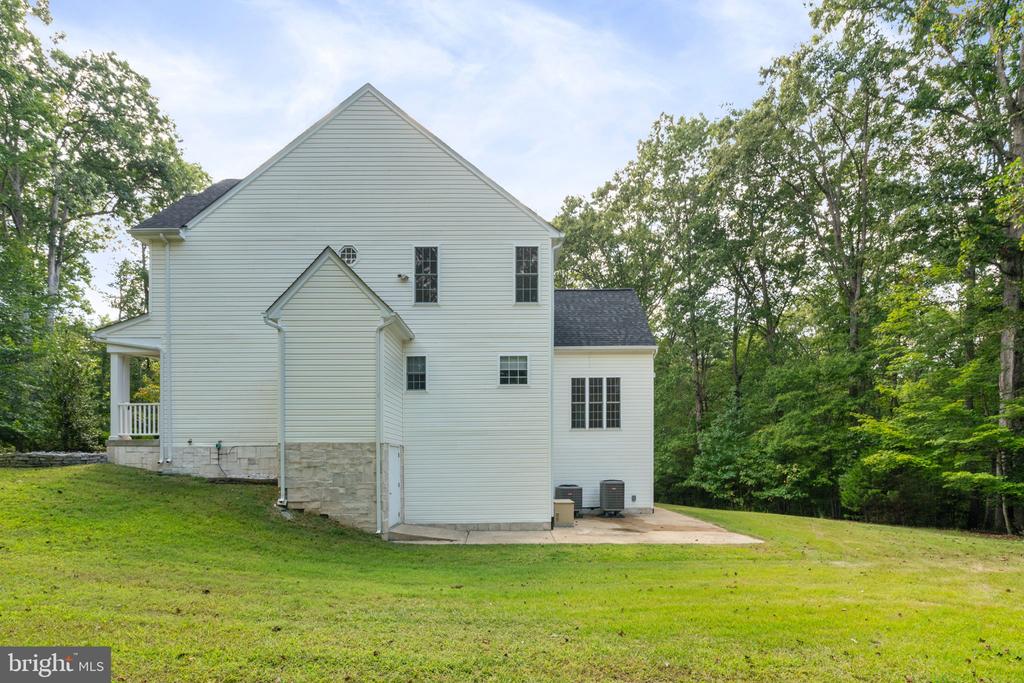 13031 DAHLIA LN, FREDERICKSBURG, Virginia 22407, 5 Bedrooms Bedrooms, ,4 BathroomsBathrooms,Residential,13031 DAHLIA LN,VASP2036604 MLS # VASP2036604