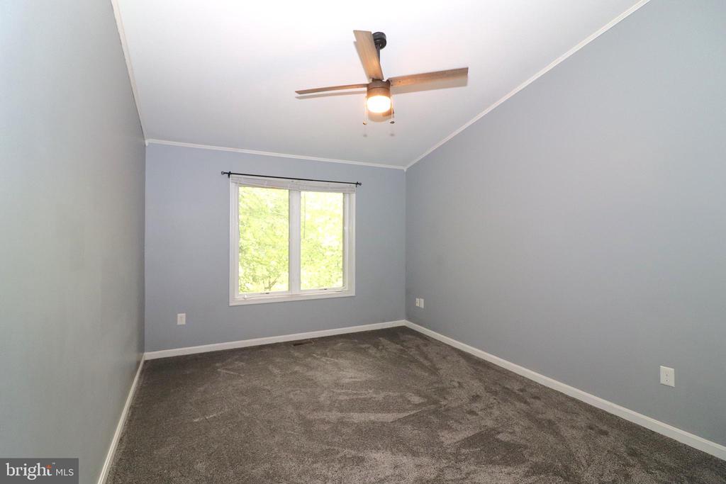 1111 EASTOVER PKWY, LOCUST GROVE, Virginia 22508, 5 Bedrooms Bedrooms, ,3 BathroomsBathrooms,Residential,1111 EASTOVER PKWY,VAOR2012418 MLS # VAOR2012418