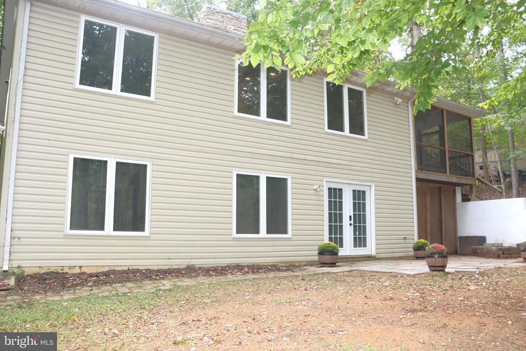 1111 EASTOVER PKWY, LOCUST GROVE, Virginia 22508, 5 Bedrooms Bedrooms, ,3 BathroomsBathrooms,Residential,1111 EASTOVER PKWY,VAOR2012418 MLS # VAOR2012418