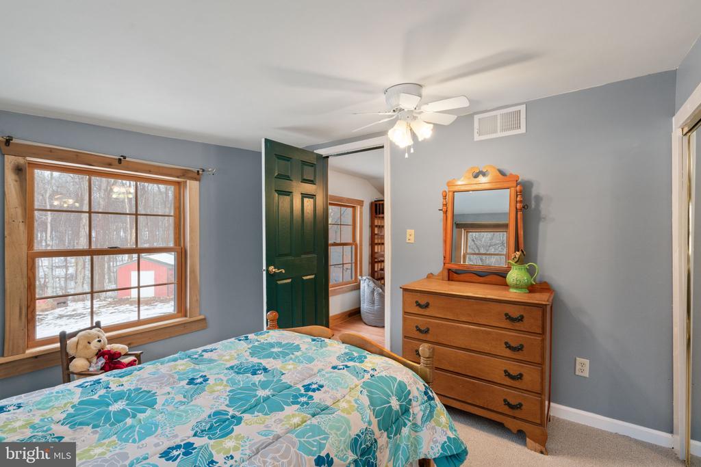 4257 CABIN RD, REVA, Virginia 22735, 5 Bedrooms Bedrooms, ,4 BathroomsBathrooms,Residential,4257 CABIN RD,VACU2011720 MLS # VACU2011720