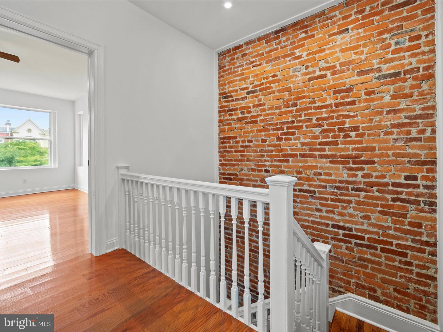 131 R ST NE #A, WASHINGTON, District Of Columbia 20002, 3 Bedrooms Bedrooms, ,2 BathroomsBathrooms,Residential,For sale,131 R ST NE #A,DCDC2209332 MLS # DCDC2209332