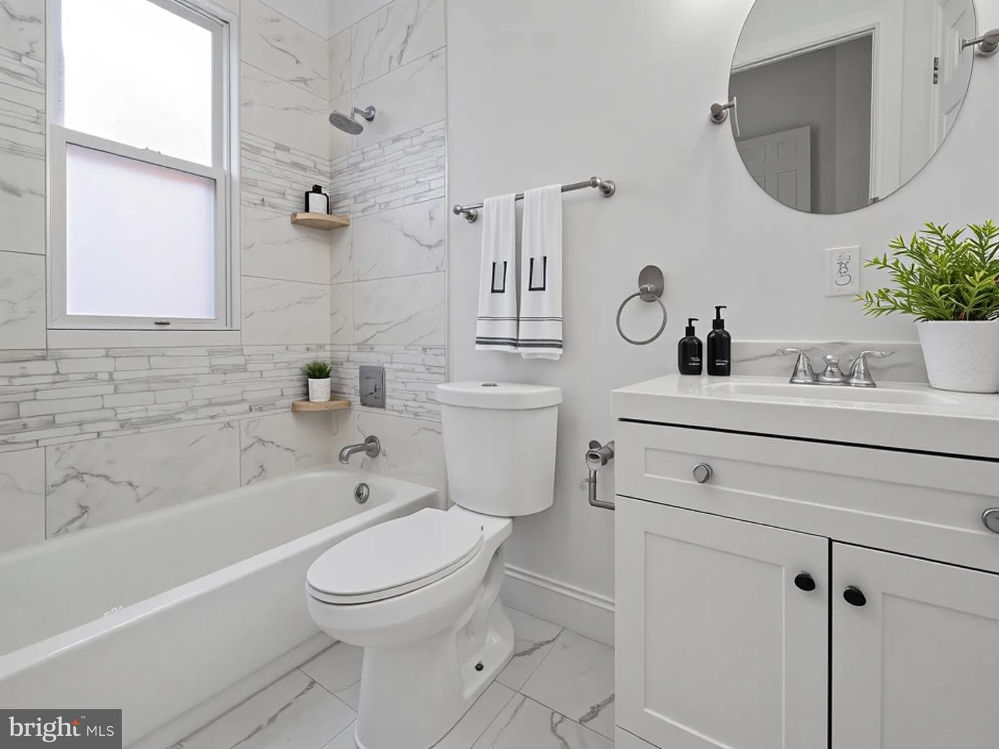 131 R ST NE #A, WASHINGTON, District Of Columbia 20002, 3 Bedrooms Bedrooms, ,2 BathroomsBathrooms,Residential,For sale,131 R ST NE #A,DCDC2209332 MLS # DCDC2209332