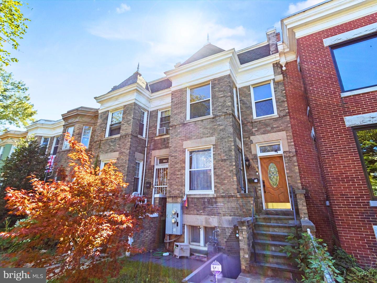 131 R ST NE #A, WASHINGTON, District Of Columbia 20002, 3 Bedrooms Bedrooms, ,2 BathroomsBathrooms,Residential,For sale,131 R ST NE #A,DCDC2209332 MLS # DCDC2209332