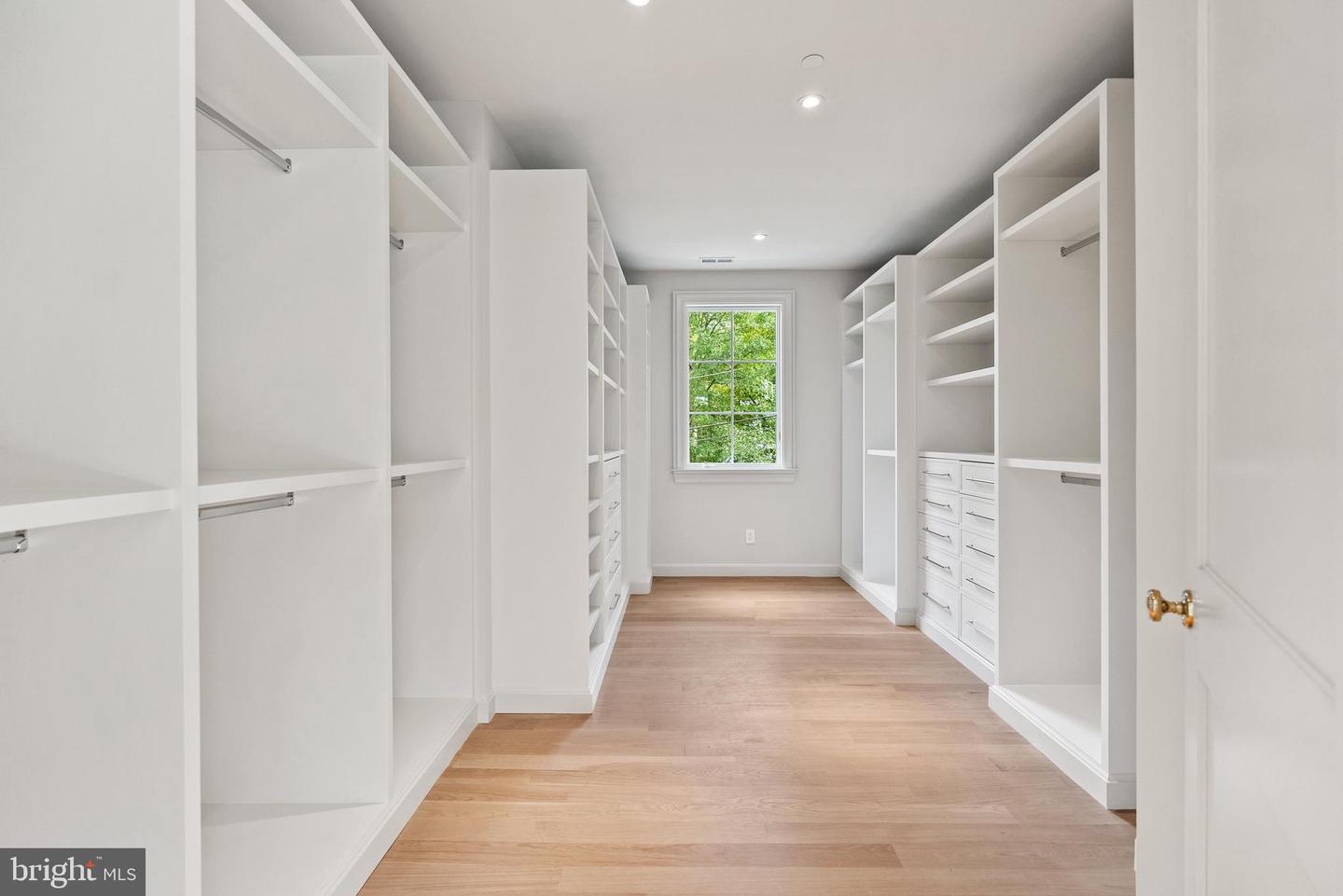 5070 MILLWOOD LN NW, WASHINGTON, District Of Columbia 20016, 6 Bedrooms Bedrooms, ,8 BathroomsBathrooms,Residential,For sale,5070 MILLWOOD LN NW,DCDC2211174 MLS # DCDC2211174