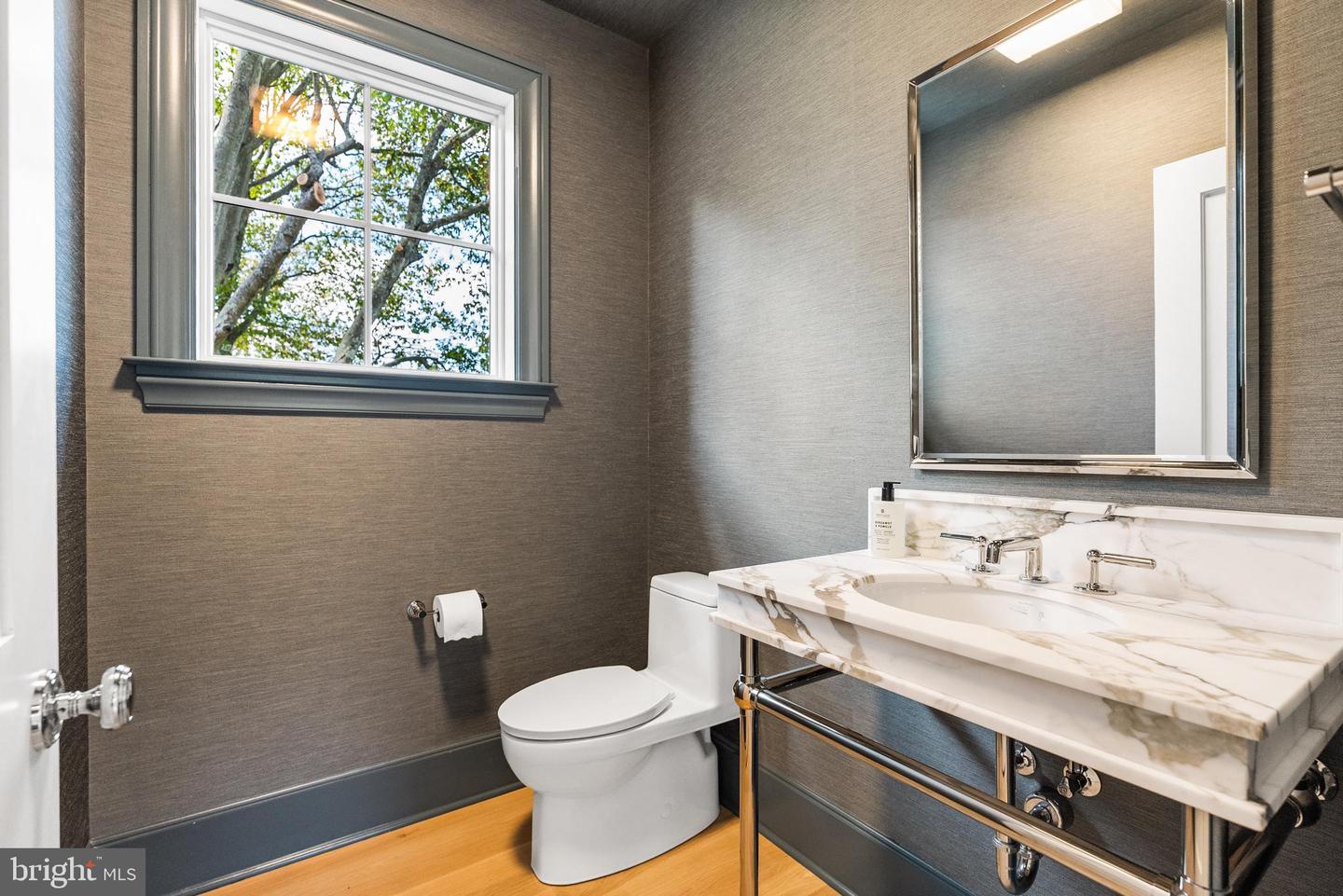 5070 MILLWOOD LN NW, WASHINGTON, District Of Columbia 20016, 6 Bedrooms Bedrooms, ,8 BathroomsBathrooms,Residential,For sale,5070 MILLWOOD LN NW,DCDC2211174 MLS # DCDC2211174