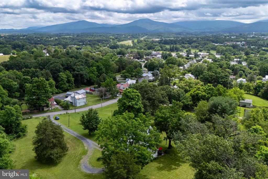 505 MECHANIC ST, LURAY, Virginia 22835, 4 Bedrooms Bedrooms, ,2 BathroomsBathrooms,Residential,505 MECHANIC ST,VAPA2005422 MLS # VAPA2005422