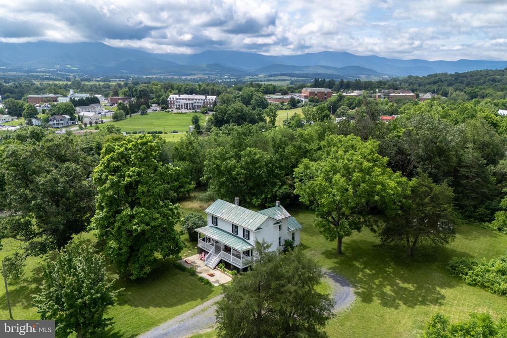 505 MECHANIC ST, LURAY, Virginia 22835, 4 Bedrooms Bedrooms, ,2 BathroomsBathrooms,Residential,505 MECHANIC ST,VAPA2005422 MLS # VAPA2005422