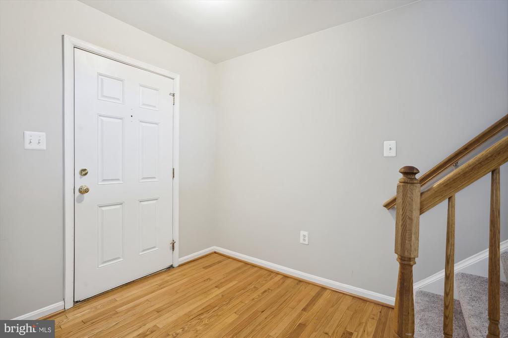 2024 CHESTNUT DR, CULPEPER, Virginia 22701, 4 Bedrooms Bedrooms, ,3 BathroomsBathrooms,Residential,2024 CHESTNUT DR,VACU2011726 MLS # VACU2011726