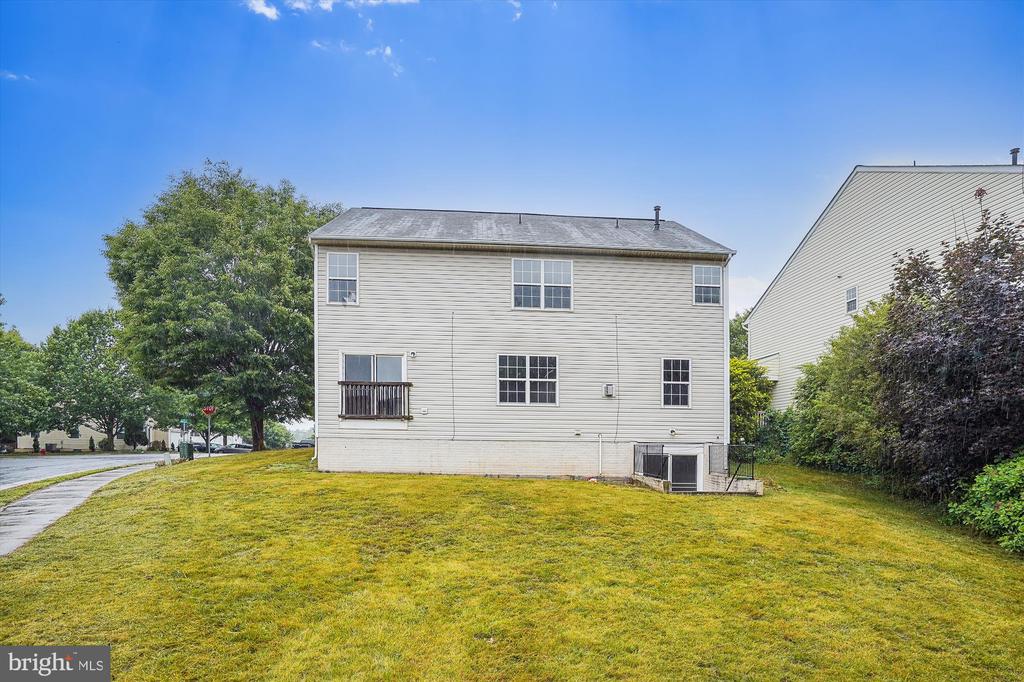 2024 CHESTNUT DR, CULPEPER, Virginia 22701, 4 Bedrooms Bedrooms, ,3 BathroomsBathrooms,Residential,2024 CHESTNUT DR,VACU2011726 MLS # VACU2011726