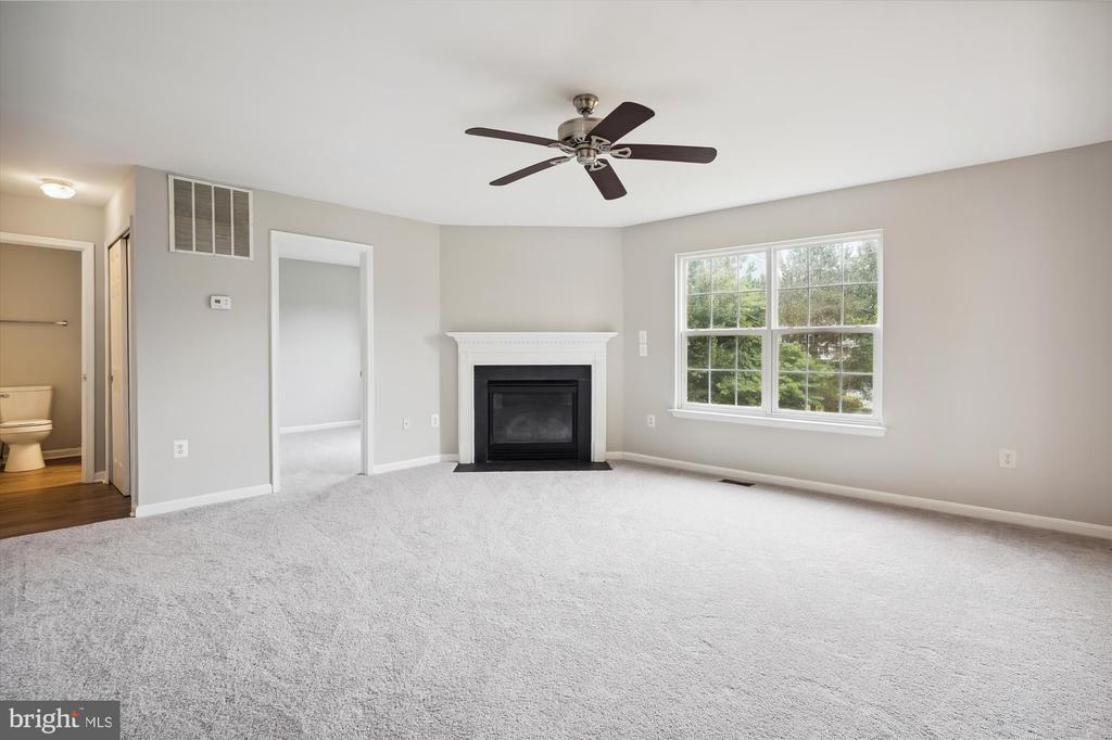 2024 CHESTNUT DR, CULPEPER, Virginia 22701, 4 Bedrooms Bedrooms, ,3 BathroomsBathrooms,Residential,2024 CHESTNUT DR,VACU2011726 MLS # VACU2011726