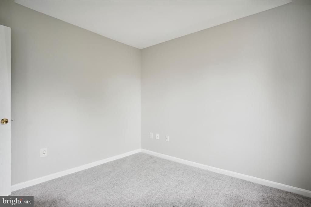 2024 CHESTNUT DR, CULPEPER, Virginia 22701, 4 Bedrooms Bedrooms, ,3 BathroomsBathrooms,Residential,2024 CHESTNUT DR,VACU2011726 MLS # VACU2011726