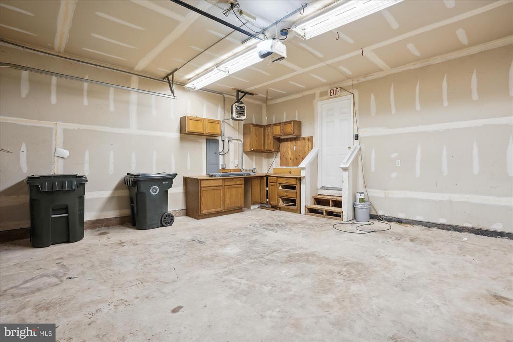 2024 CHESTNUT DR, CULPEPER, Virginia 22701, 4 Bedrooms Bedrooms, ,3 BathroomsBathrooms,Residential,2024 CHESTNUT DR,VACU2011726 MLS # VACU2011726