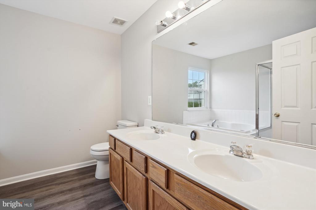 2024 CHESTNUT DR, CULPEPER, Virginia 22701, 4 Bedrooms Bedrooms, ,3 BathroomsBathrooms,Residential,2024 CHESTNUT DR,VACU2011726 MLS # VACU2011726