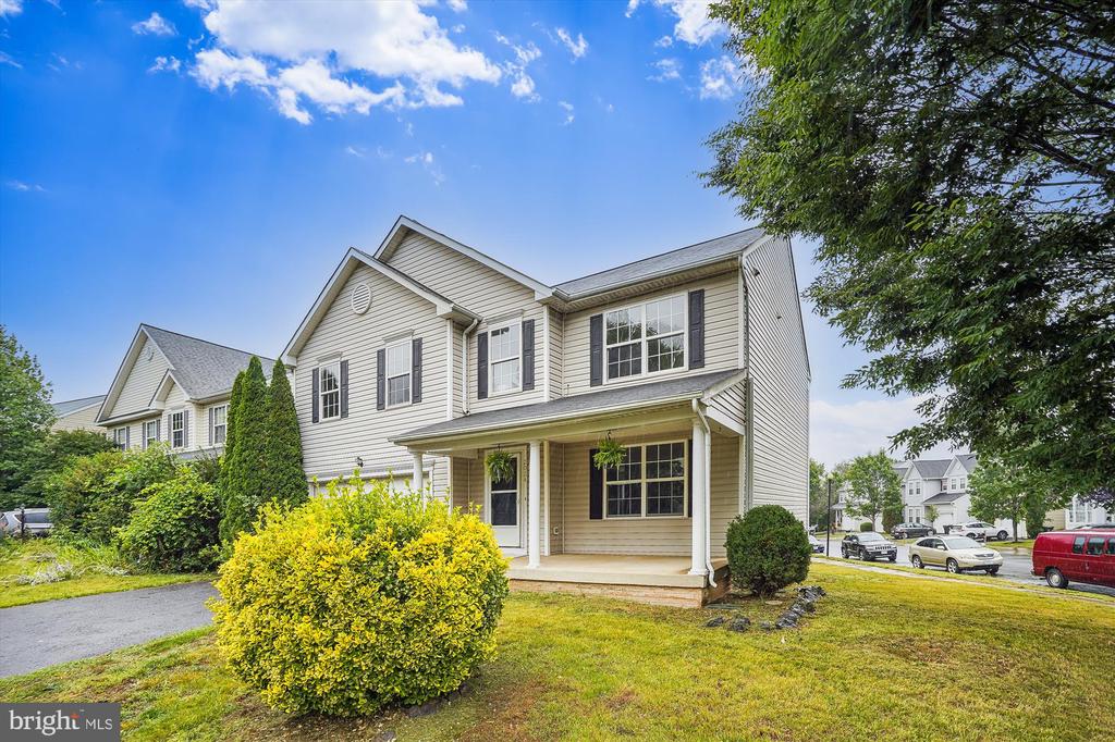 2024 CHESTNUT DR, CULPEPER, Virginia 22701, 4 Bedrooms Bedrooms, ,3 BathroomsBathrooms,Residential,2024 CHESTNUT DR,VACU2011726 MLS # VACU2011726