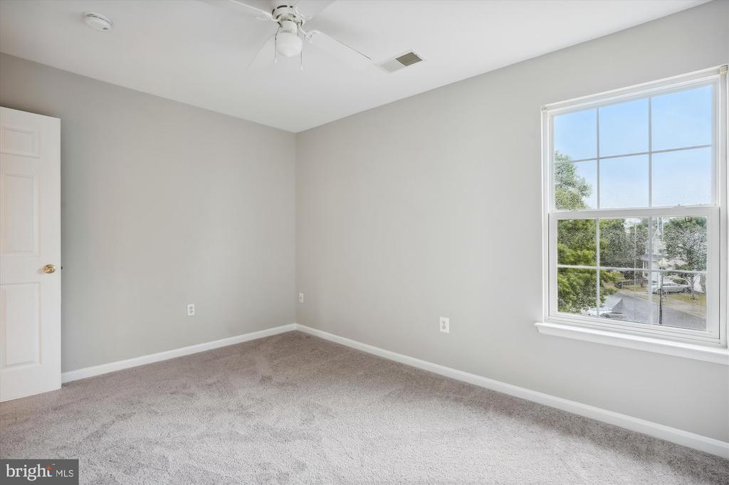 2024 CHESTNUT DR, CULPEPER, Virginia 22701, 4 Bedrooms Bedrooms, ,3 BathroomsBathrooms,Residential,2024 CHESTNUT DR,VACU2011726 MLS # VACU2011726