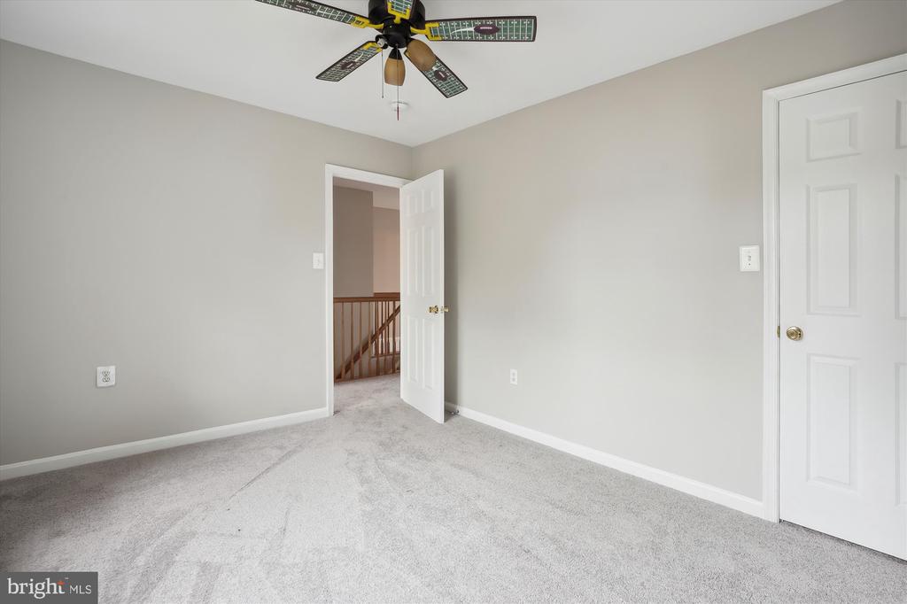 2024 CHESTNUT DR, CULPEPER, Virginia 22701, 4 Bedrooms Bedrooms, ,3 BathroomsBathrooms,Residential,2024 CHESTNUT DR,VACU2011726 MLS # VACU2011726