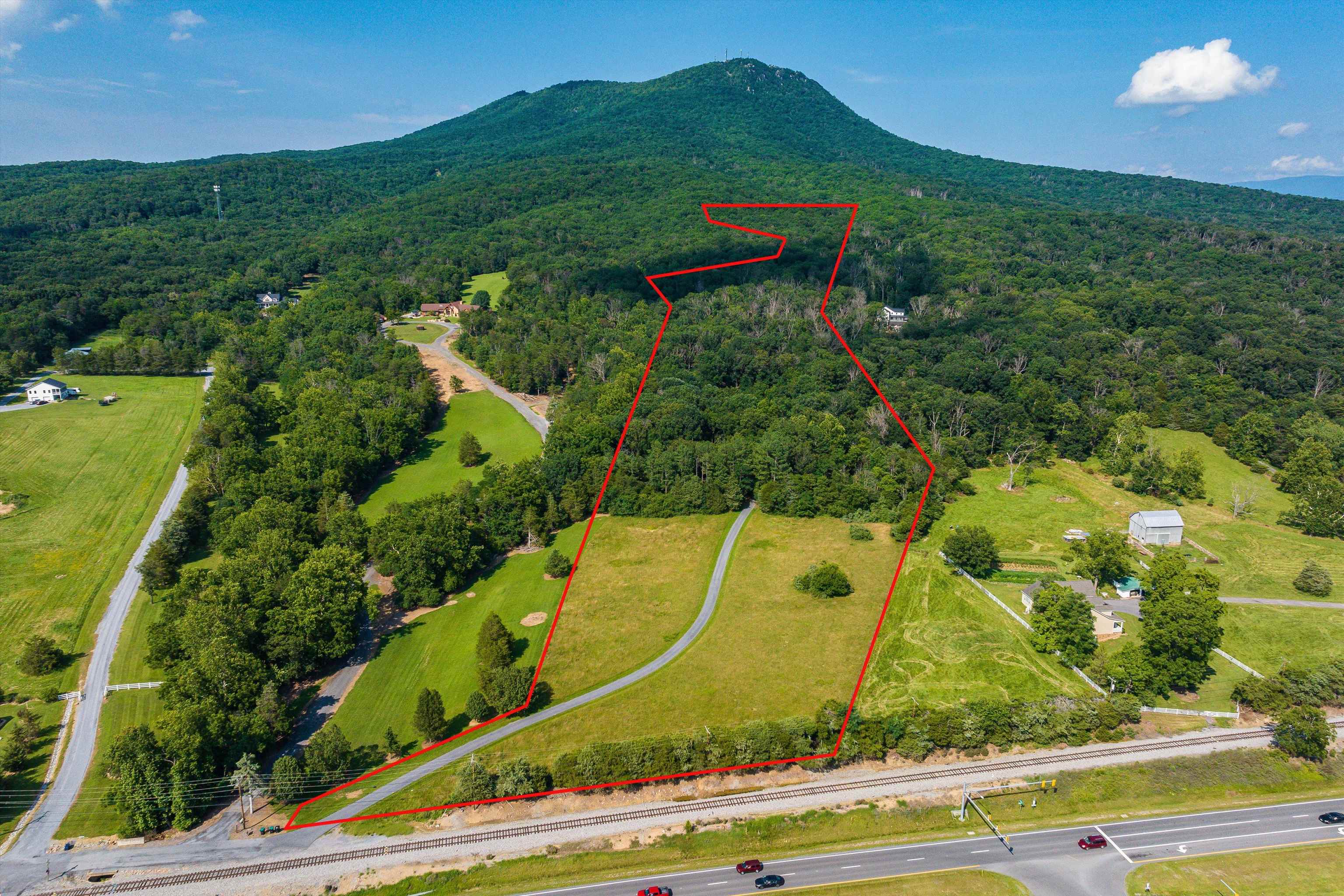 5983 LABS RUN LN, PENN LAIRD, Virginia 22846, 4 Bedrooms Bedrooms, ,3 BathroomsBathrooms,Residential,5983 LABS RUN LN,662500 MLS # 662500