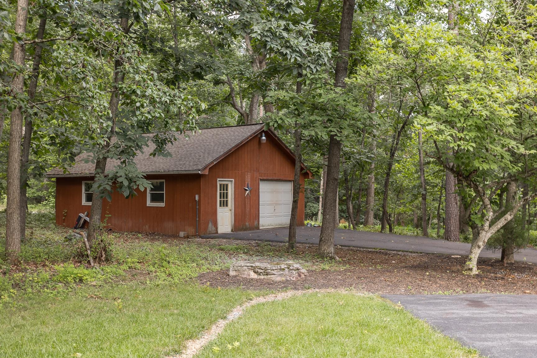 5983 LABS RUN LN, PENN LAIRD, Virginia 22846, 4 Bedrooms Bedrooms, ,3 BathroomsBathrooms,Residential,5983 LABS RUN LN,662500 MLS # 662500