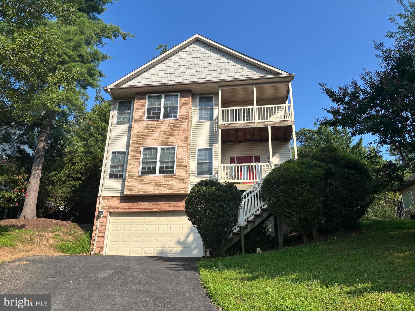 121 WATERSIDE LN, CROSS JUNCTION, Virginia 22625, 3 Bedrooms Bedrooms, ,2 BathroomsBathrooms,Residential,For sale,121 WATERSIDE LN,VAFV2035734 MLS # VAFV2035734