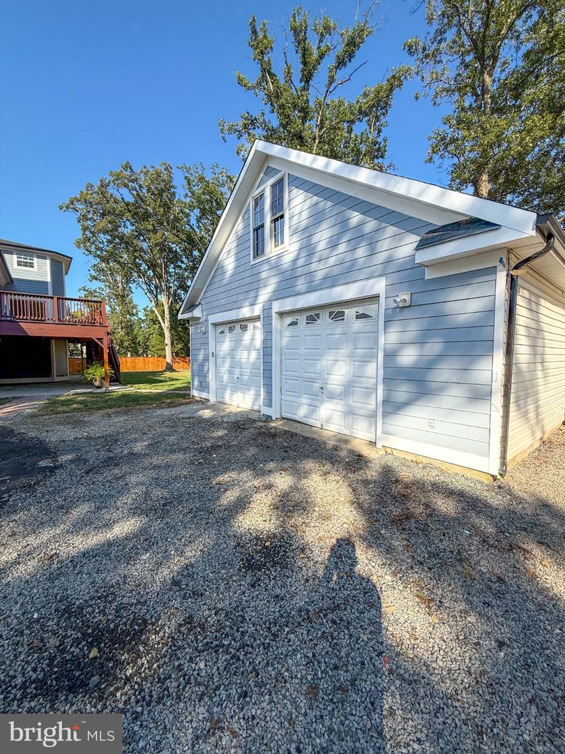 6709 S BENSON DR, ALEXANDRIA, Virginia 22306, 6 Bedrooms Bedrooms, 12 Rooms Rooms,5 BathroomsBathrooms,Residential,For sale,6709 S BENSON DR,VAFX2258908 MLS # VAFX2258908