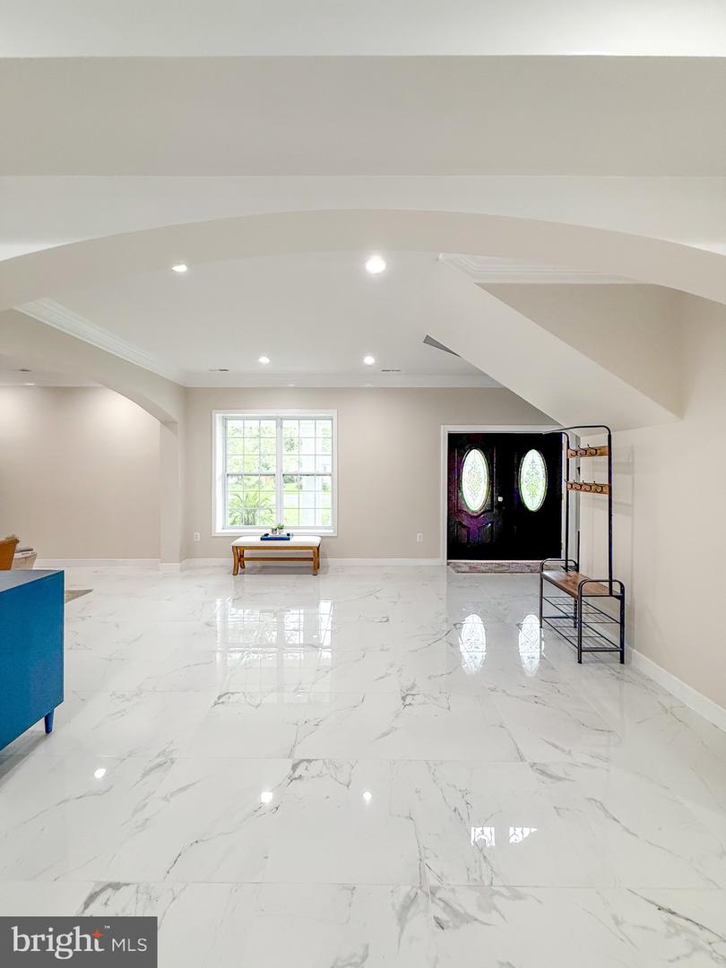 6709 S BENSON DR, ALEXANDRIA, Virginia 22306, 6 Bedrooms Bedrooms, 12 Rooms Rooms,5 BathroomsBathrooms,Residential,For sale,6709 S BENSON DR,VAFX2258908 MLS # VAFX2258908