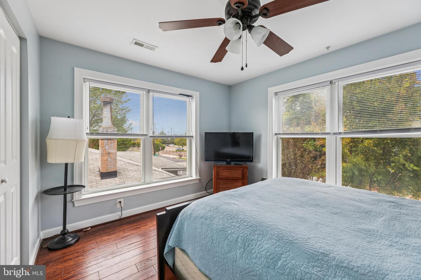4905 MINNESOTA AVE NE, WASHINGTON, District Of Columbia 20019, 5 Bedrooms Bedrooms, ,4 BathroomsBathrooms,Residential,For sale,4905 MINNESOTA AVE NE,DCDC2213930 MLS # DCDC2213930