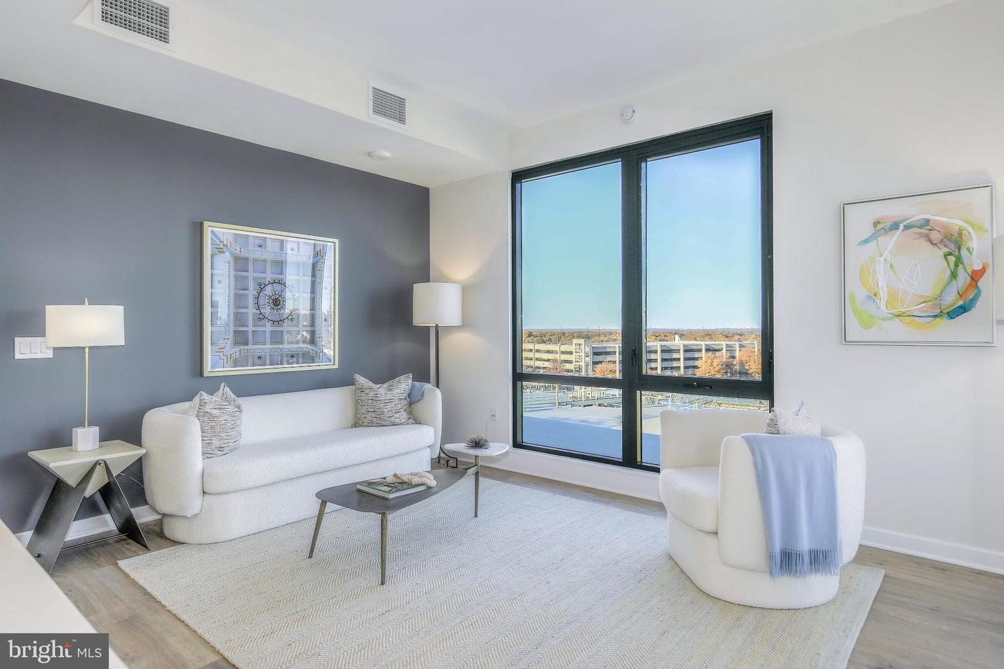 255 W. FALLS STATION BLVD #607, FALLS CHURCH, Virginia 22046, 3 Bedrooms Bedrooms, 5 Rooms Rooms,2 BathroomsBathrooms,Residential,For sale,255 W. FALLS STATION BLVD #607,VAFA2003202 MLS # VAFA2003202